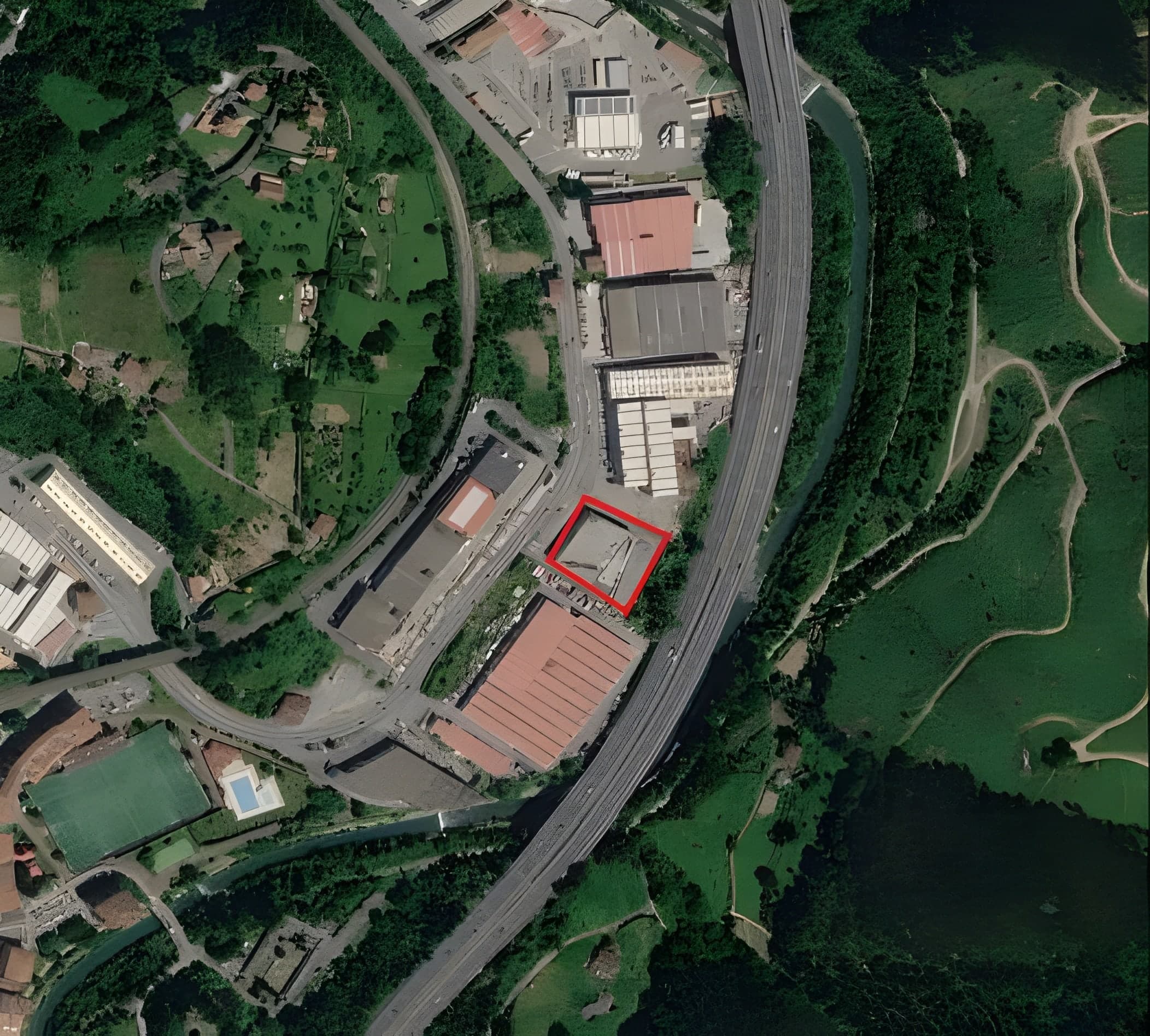 Nave 500 m² (adhesivos) en Pol. Txako 15, Arrigorriaga