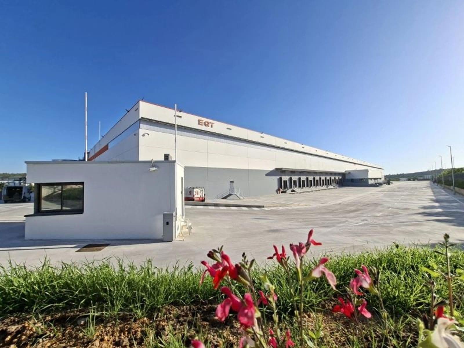 Nave logística en Cheste