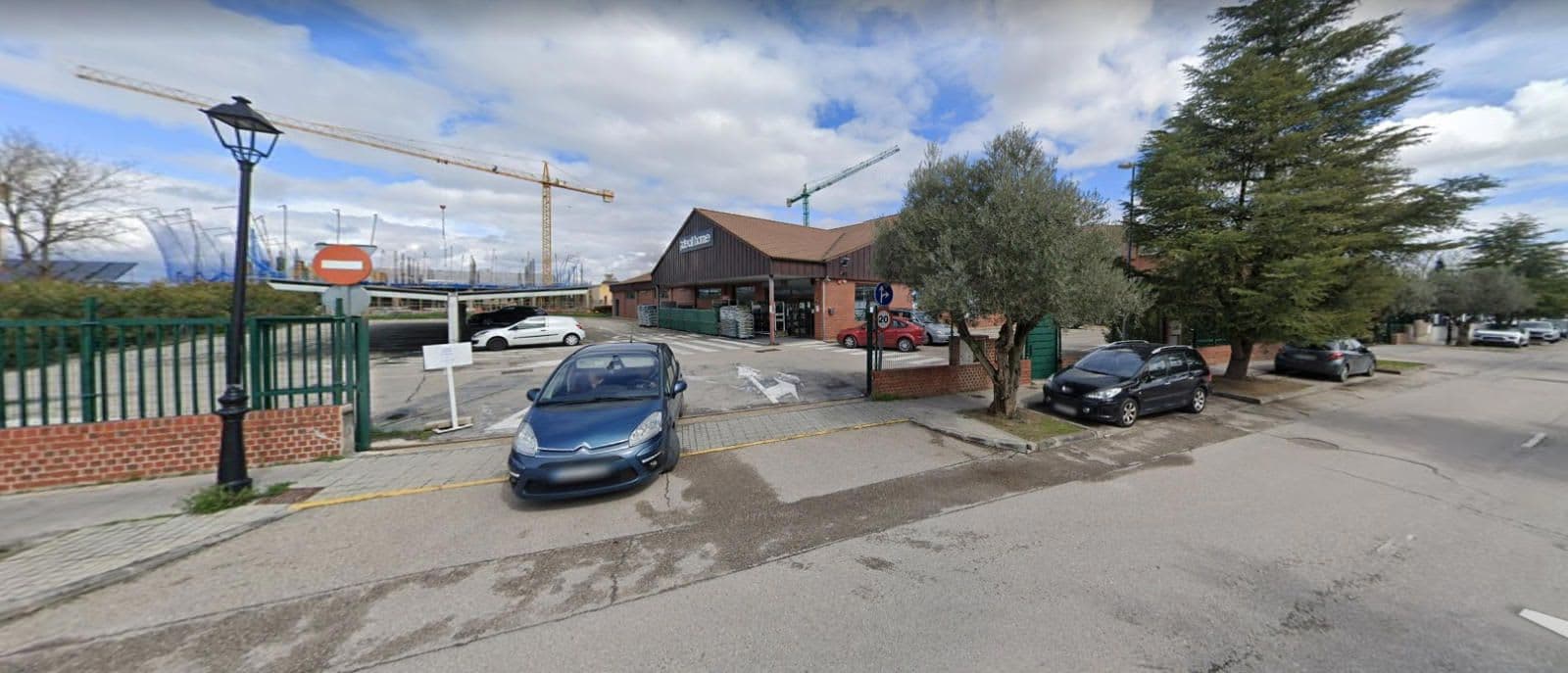 Nave comercial en Griñon