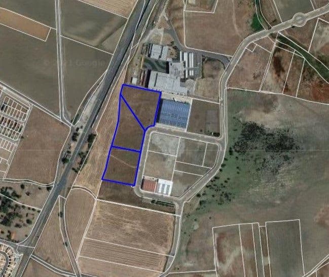 Suelo industrial en Yuncler