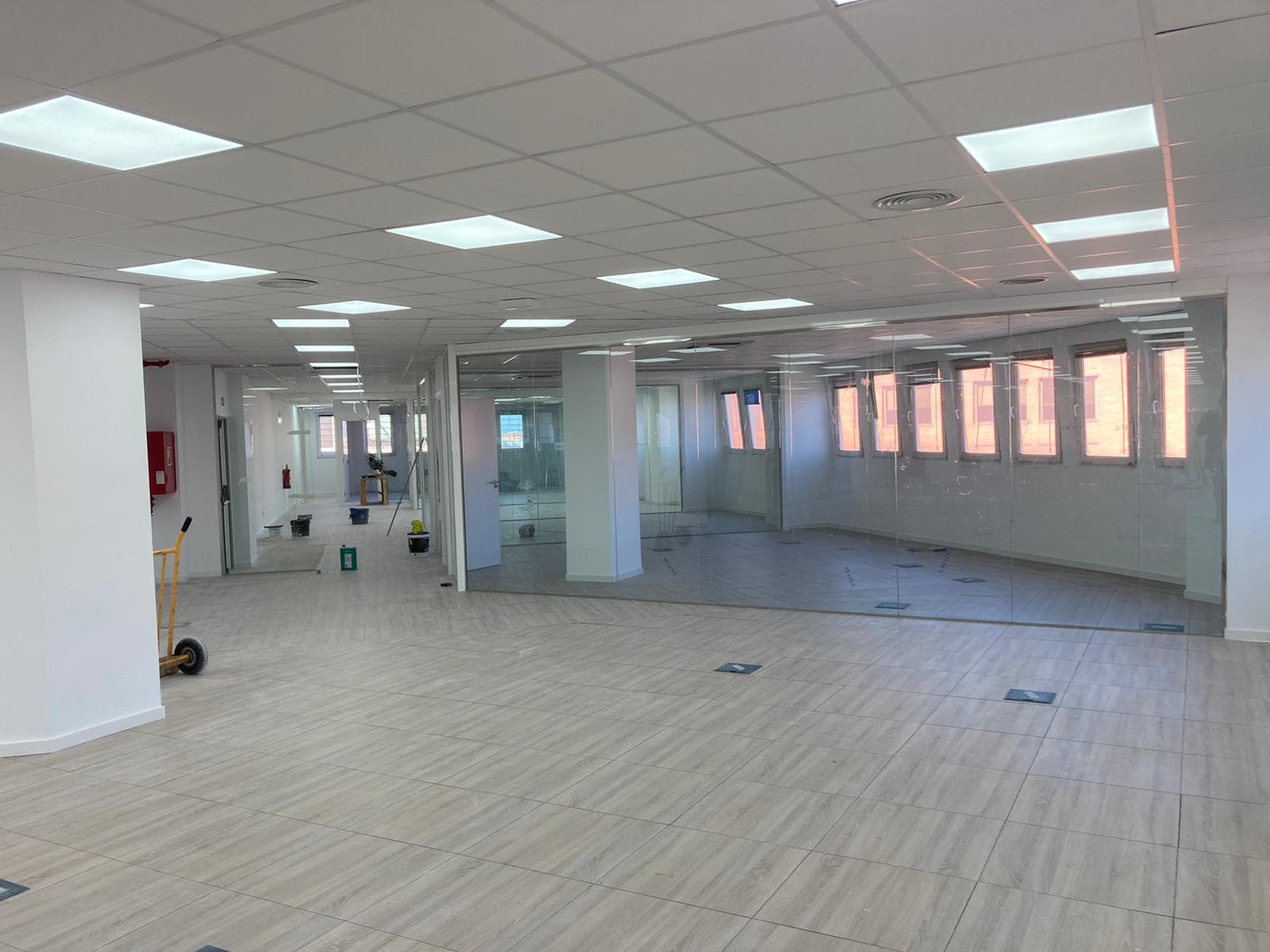 Oficina 270 m² en Avda. Llano Castellano 15 (3ª)