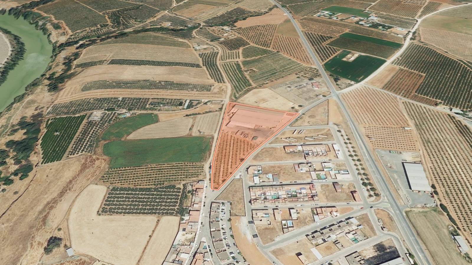 Alcolea del Río (Sevilla) autoriza ampliar en suelo rústico la fábrica de Huerta Camporico, en una parcela de 17.424 m²