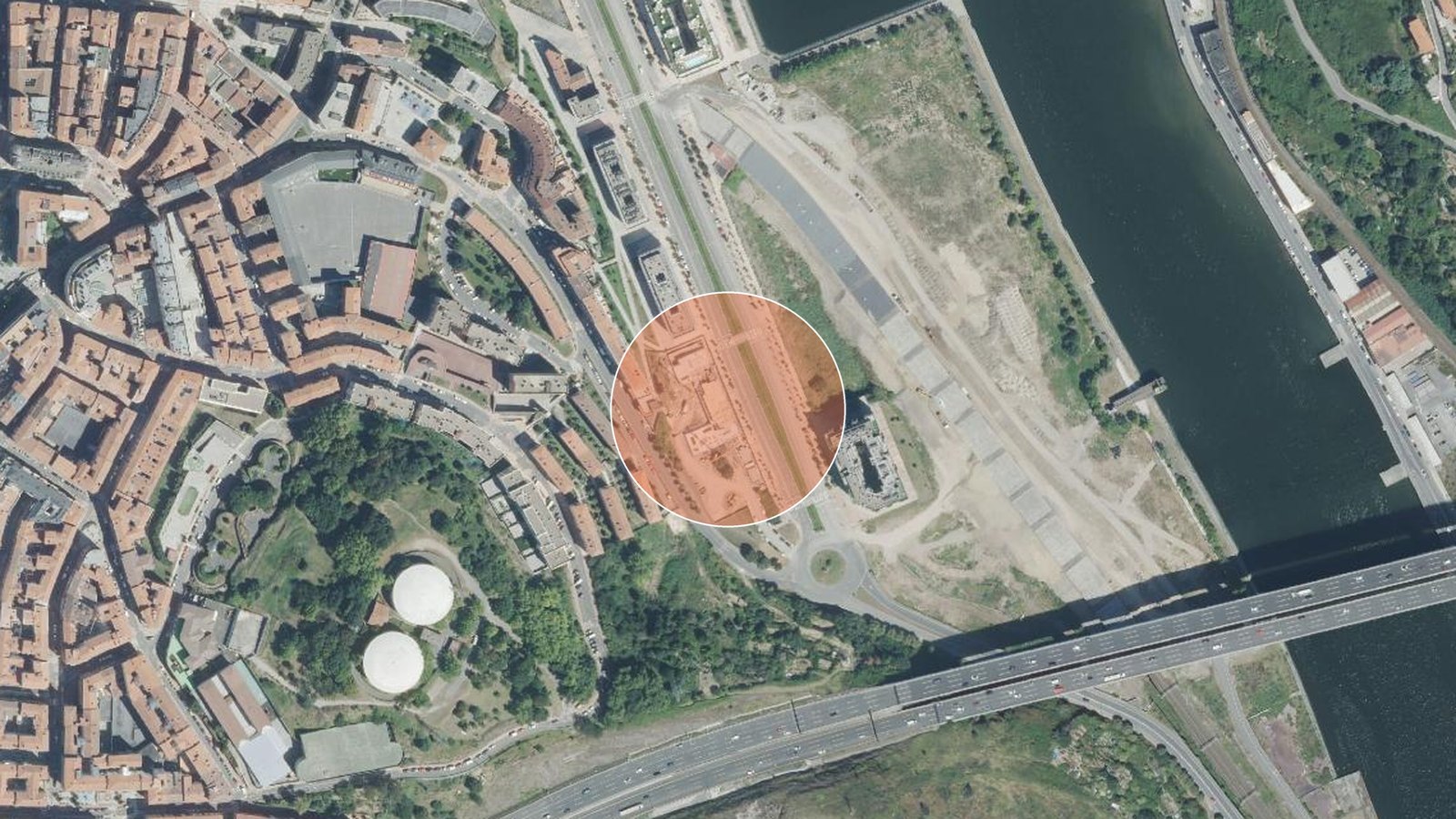 RES AL-24 en Barakaldo (Bizkaia): Bilbao Ría 2000 licita la venta de su última parcela residencial junto al puente de Rontegi por 9.420.257,94 euros